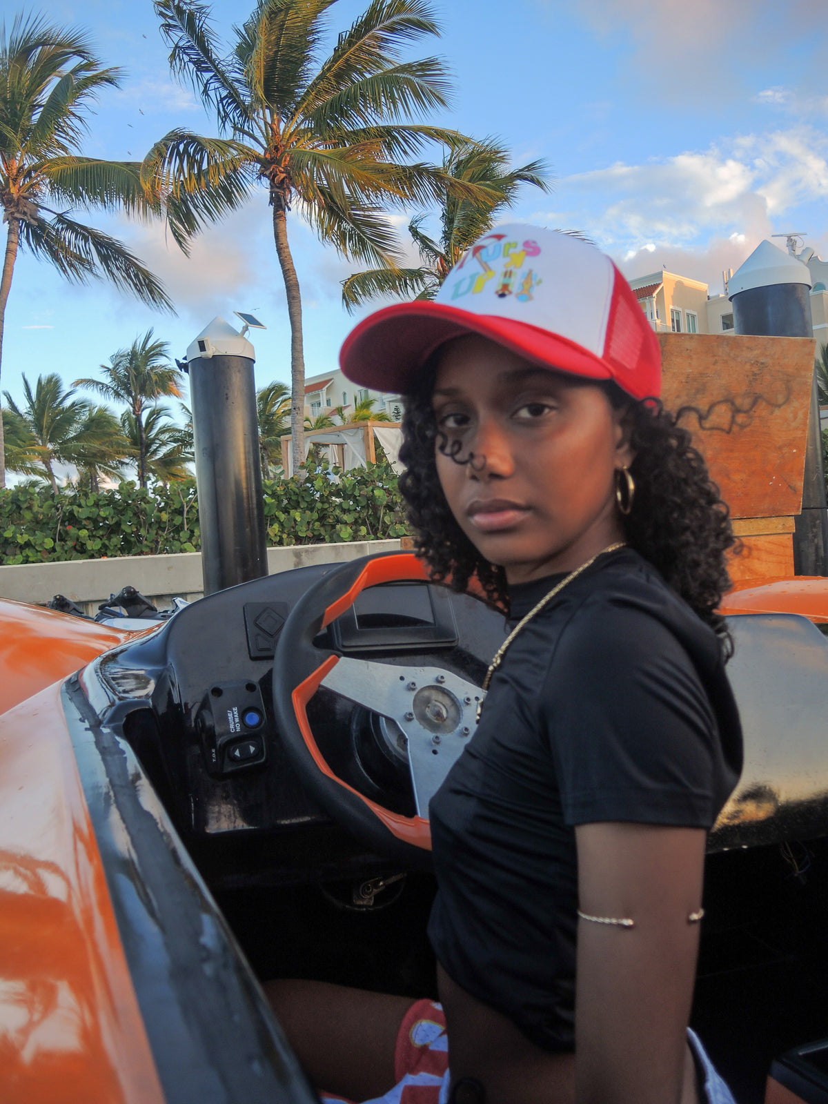 RED TURKS UP TRUCKER CAP (foam)